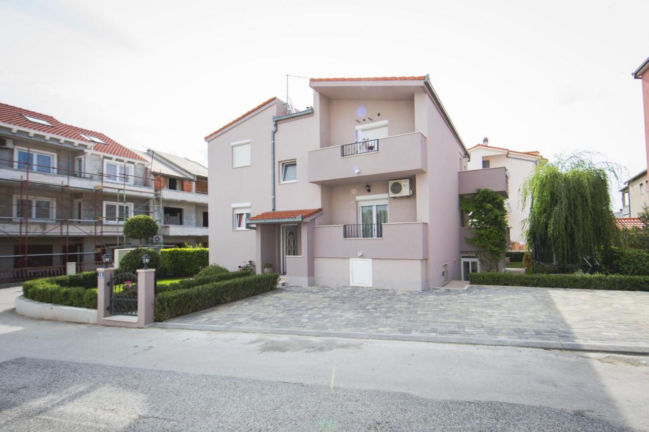 Apartment Karla&Nella Стобреч Екстер'єр фото