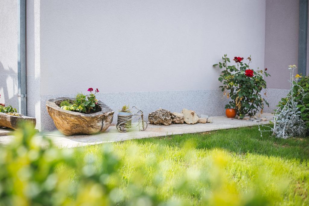 Apartment Karla&Nella Стобреч Екстер'єр фото
