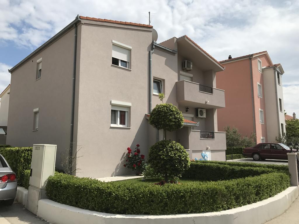 Apartment Karla&Nella Стобреч Екстер'єр фото